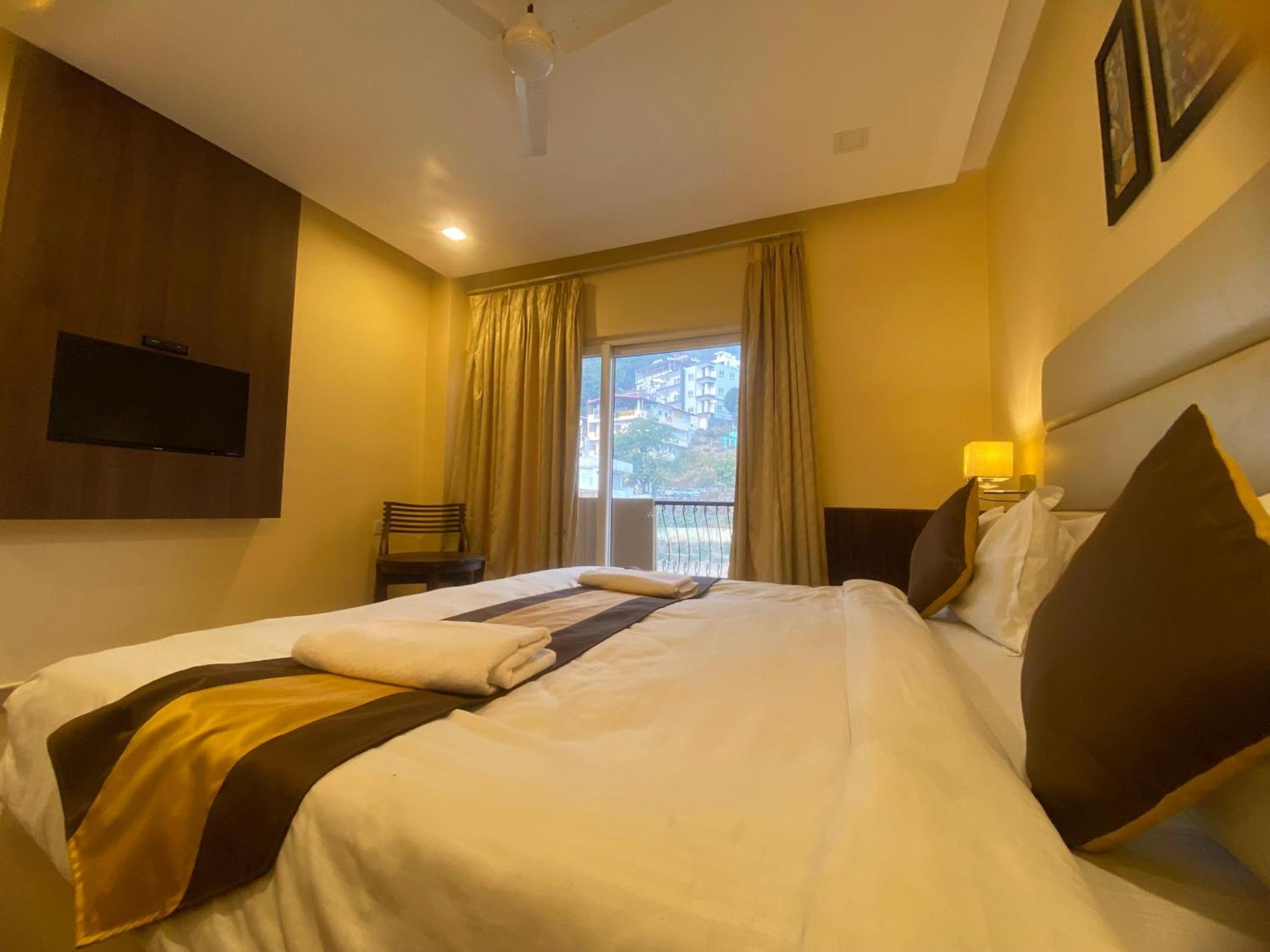 Mj Hills Rishikesh Hotel Buitenkant foto