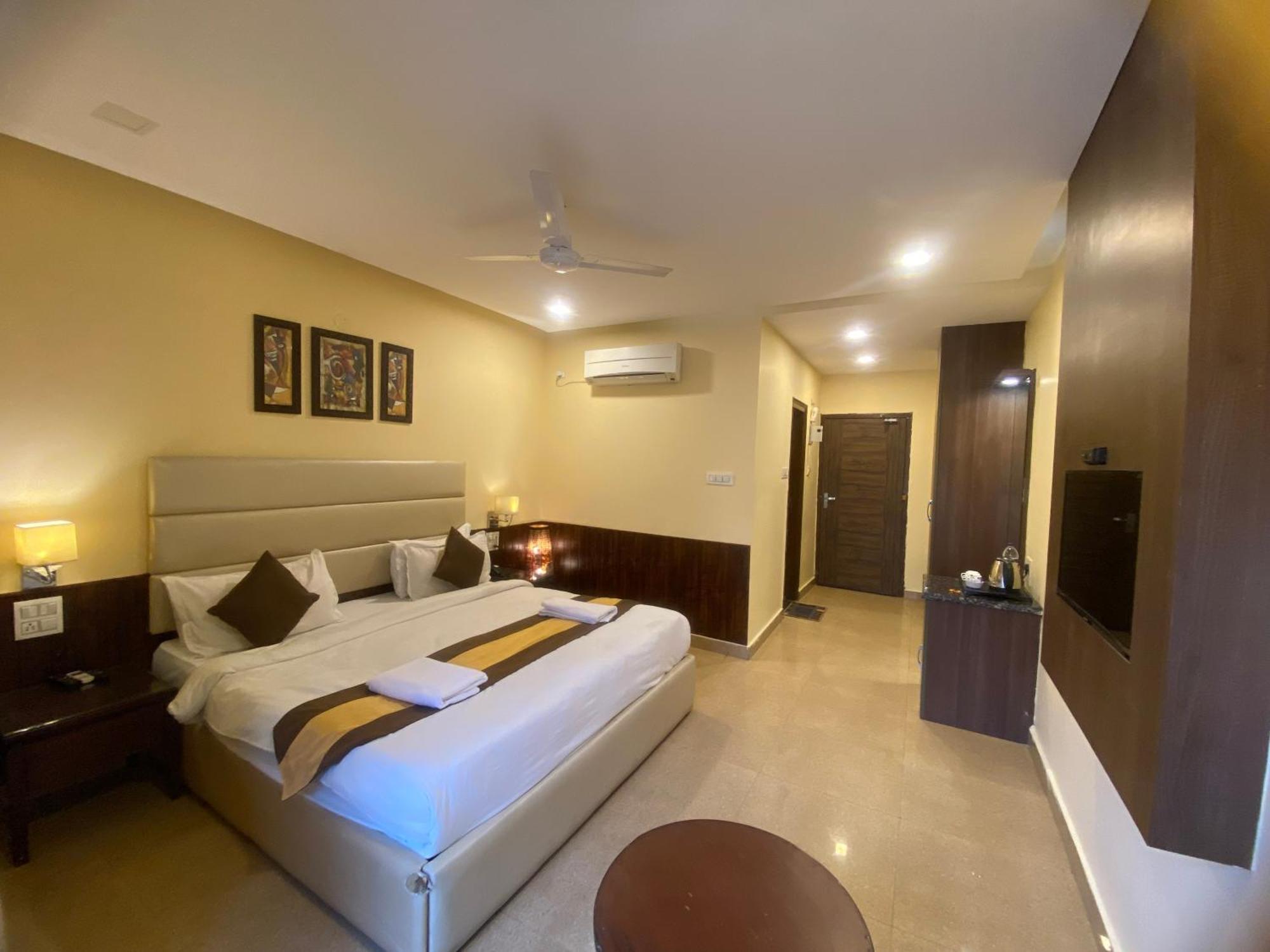 Mj Hills Rishikesh Hotel Buitenkant foto