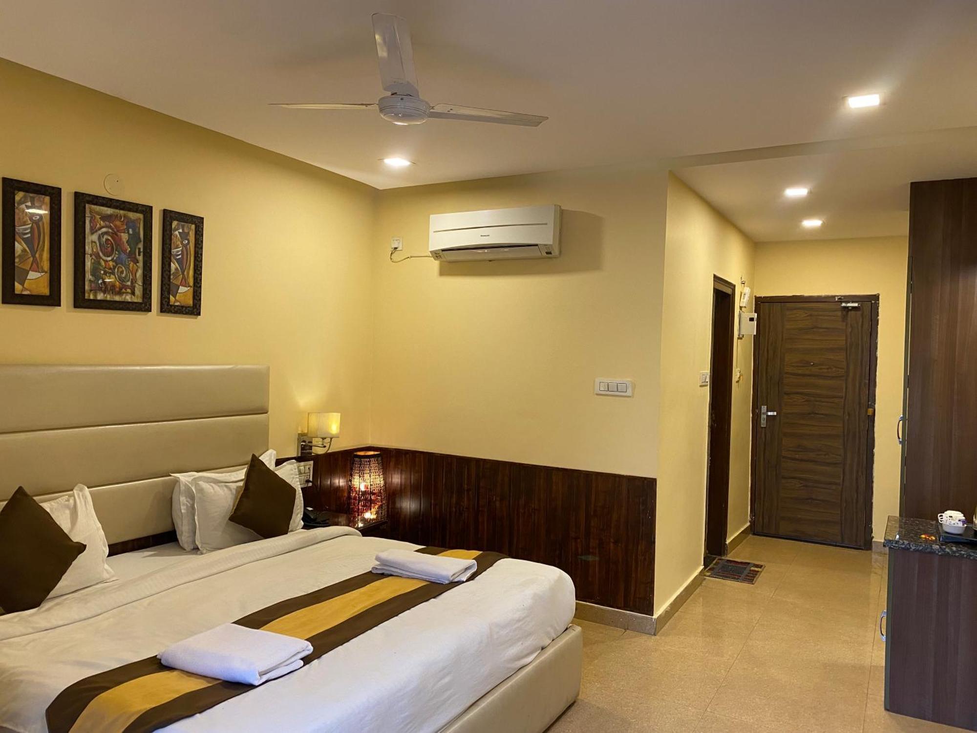 Mj Hills Rishikesh Hotel Buitenkant foto